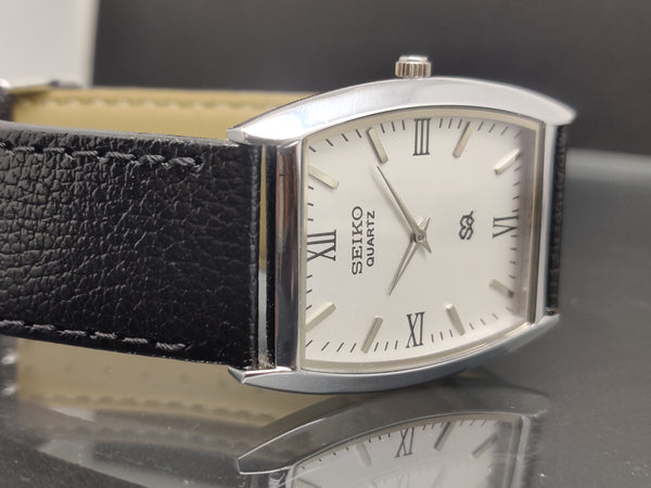 Seiko 5 Black Dial quartz Watch
