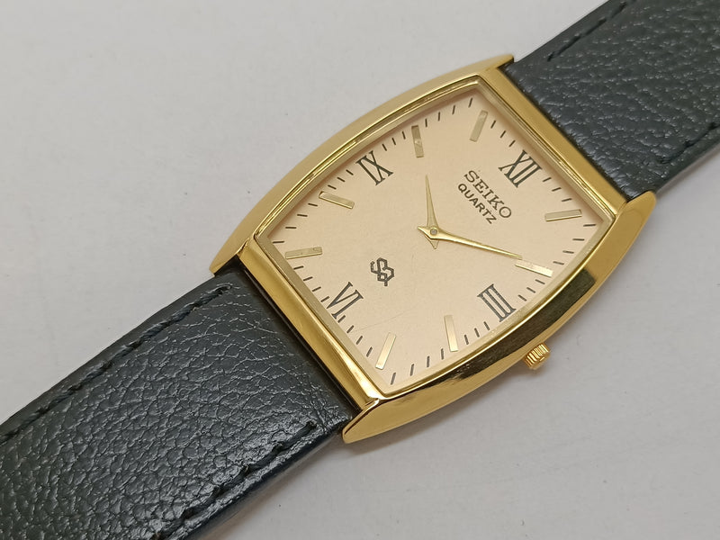 Seiko 5 Black Dial quartz Watch