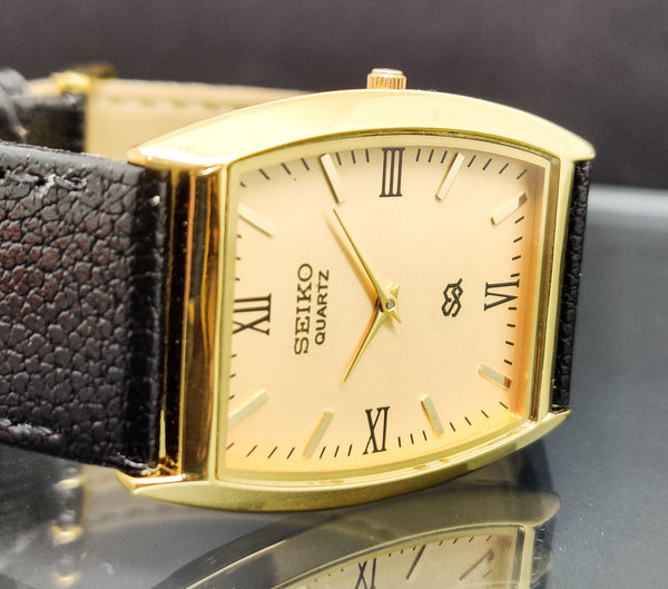 Seiko 5 Black Dial quartz Watch
