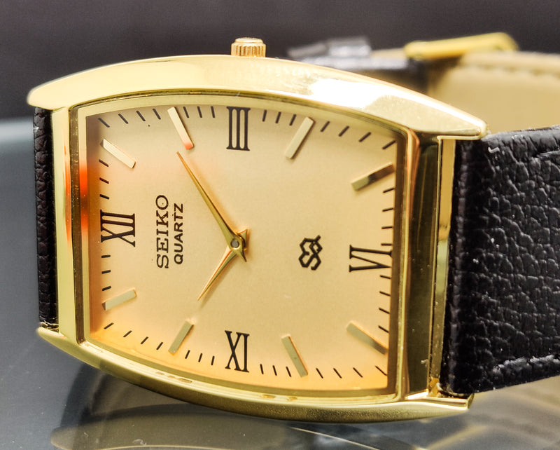 Seiko 5 Black Dial quartz Watch