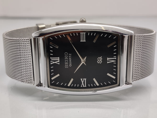 Seiko 5 Black Dial quartz Watch