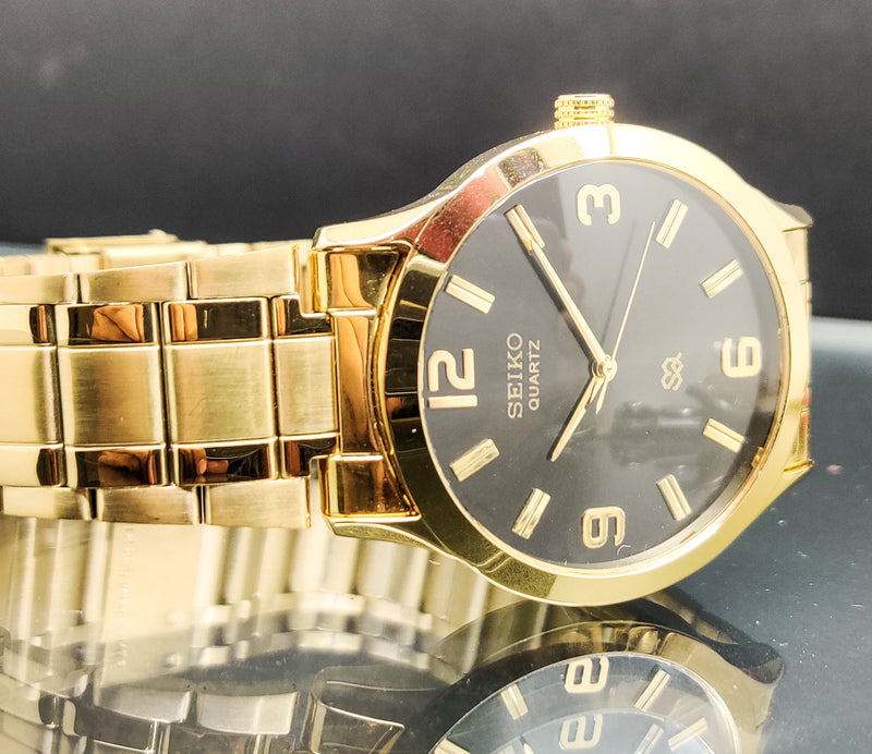 Seiko 5 Black Dial quartz Watch