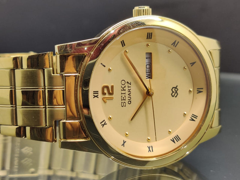 Seiko 5 Black Dial quartz Watch