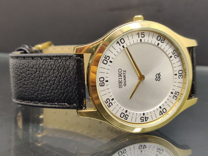 Seiko 5 Black Dial quartz Watch