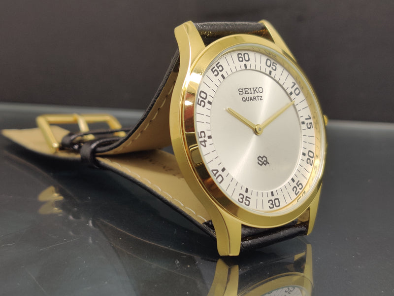 Seiko 5 Black Dial quartz Watch