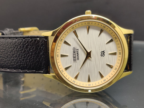 Seiko 5 Black Dial quartz Watch