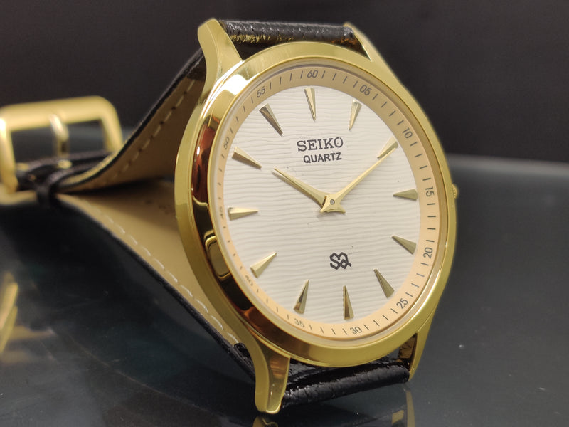 Seiko 5 Black Dial quartz Watch