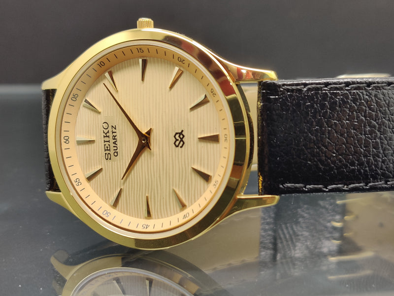 Seiko 5 Black Dial quartz Watch