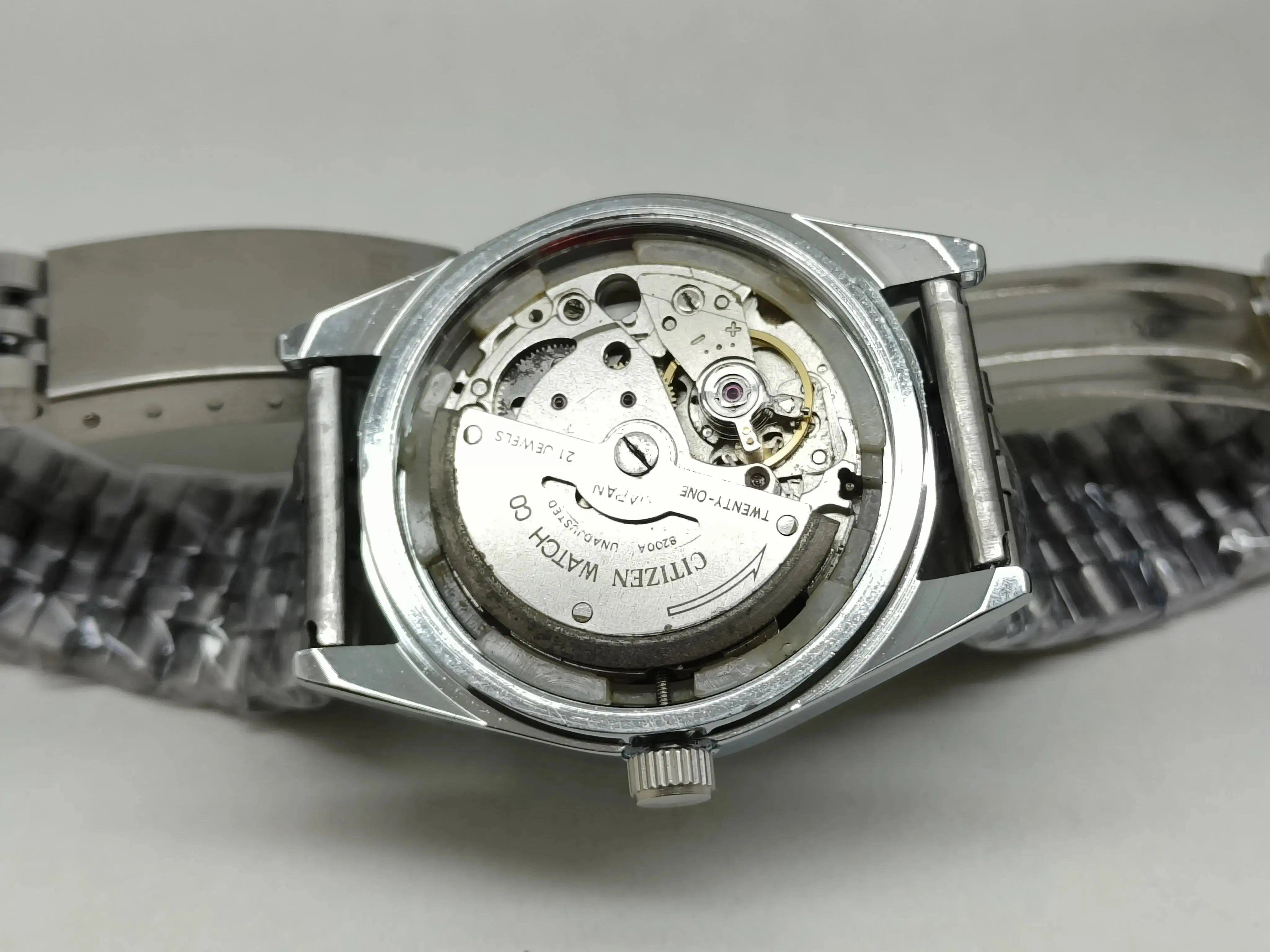 Citizen Eagle Automatic Watch – Day-Date Sports Edition National Watches