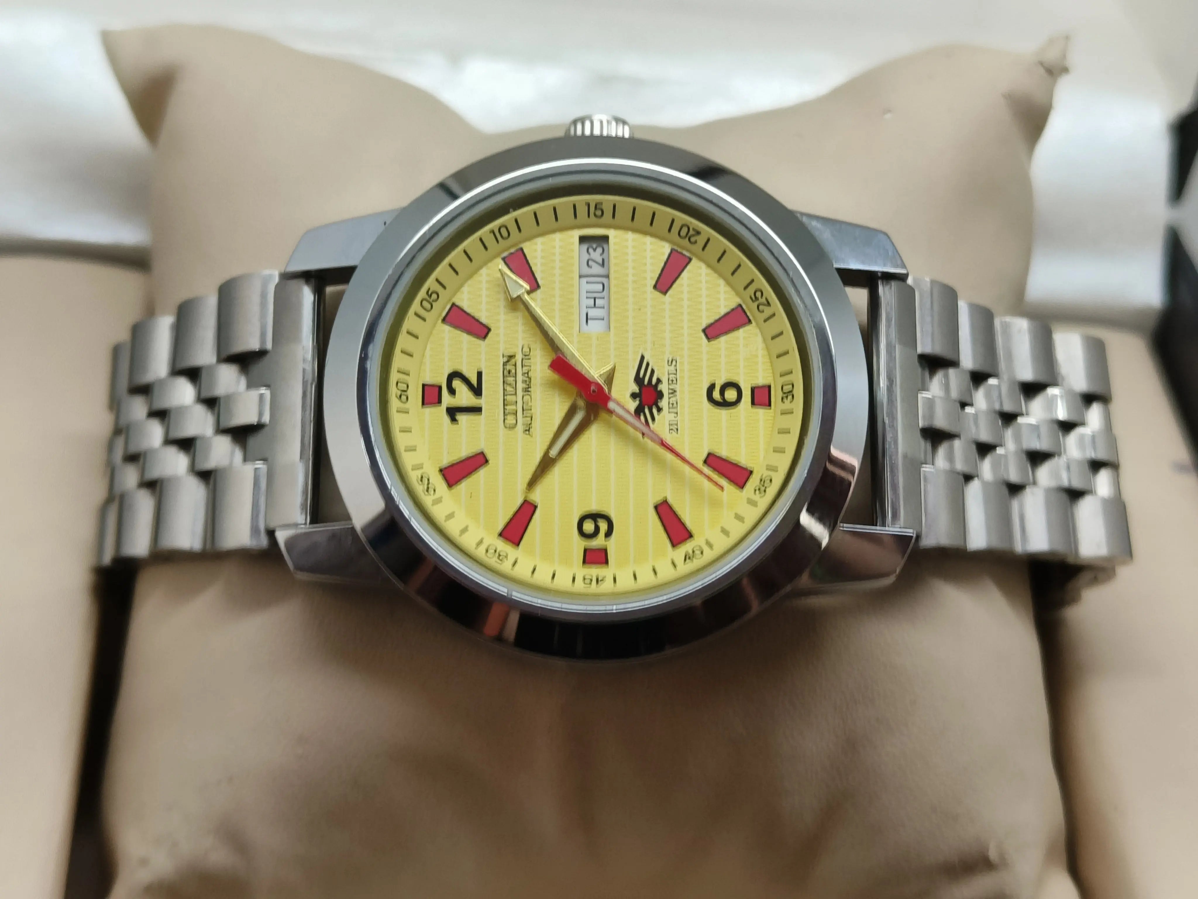 Citizen Eagle Automatic Watch – Day-Date Sports Edition National Watches