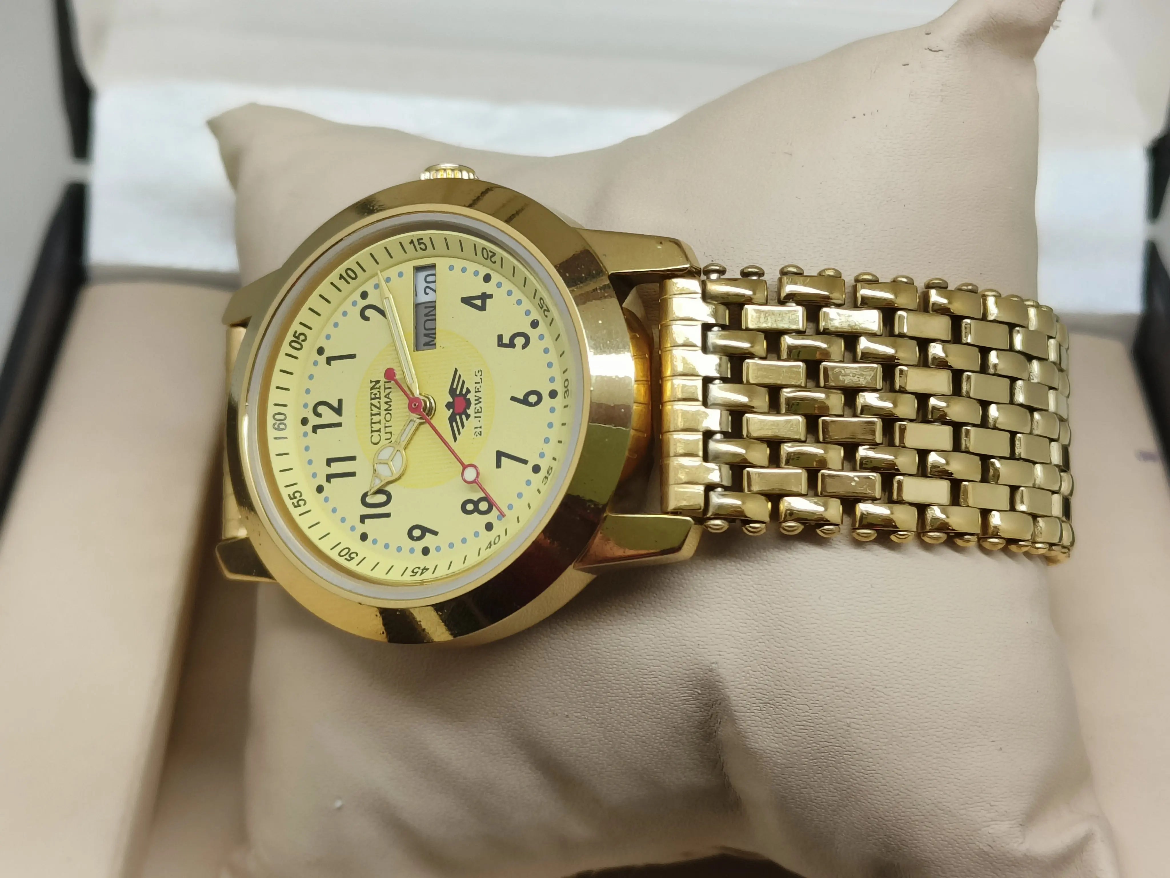 Citizen Eagle 7 Automatic Watch – Refurbished Vintage Japan Model National Watches