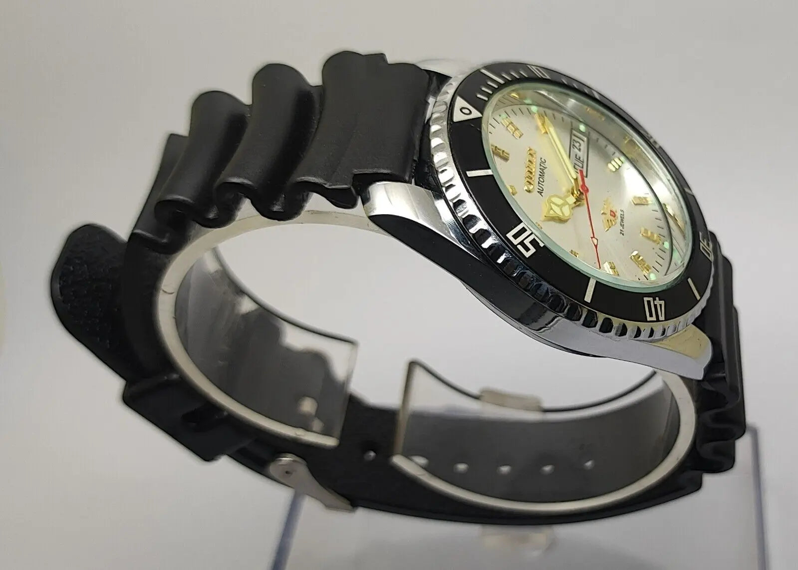Citizen Sports Automatic Refurbished Watch Vintage Style Reliable Japanese Movement - National Watches