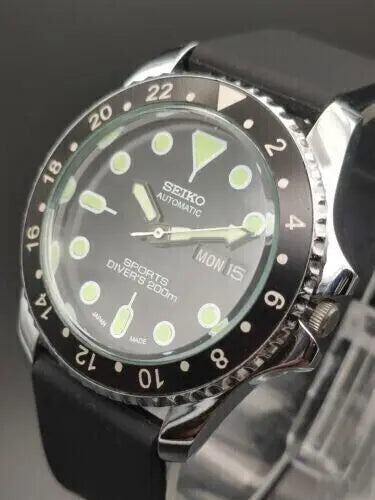 Seiko 5 Sports Automatic Refurbished Watch Vintage Style Reliable Japanese Movement - National Watches