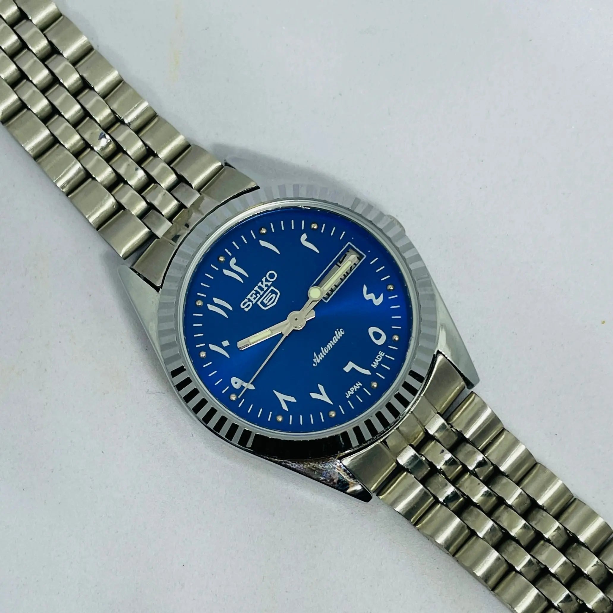 Seiko 5 Automatic Blue Dial Arabic Numerals – Refurbished Japan Vintage Watch | 17 Jewels Original Movement National Watches
