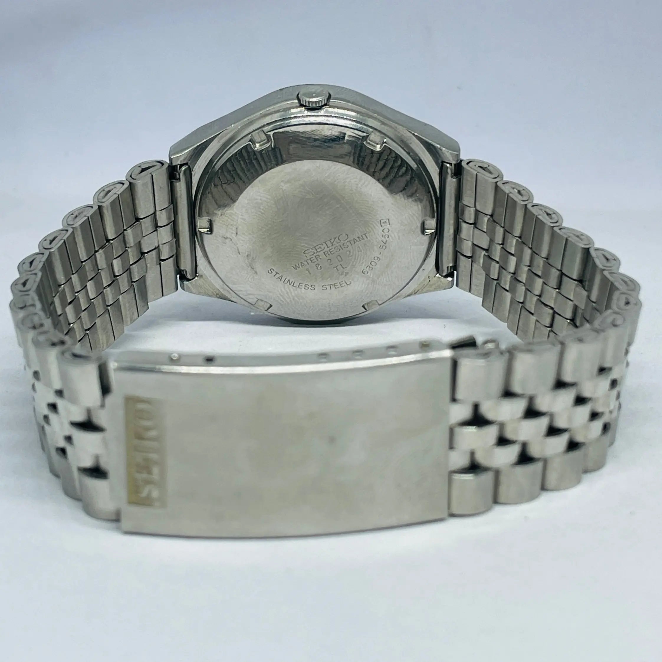 Seiko 5 Automatic 17 Jewels with Authentic Japan movement Vintage Watch National Watches